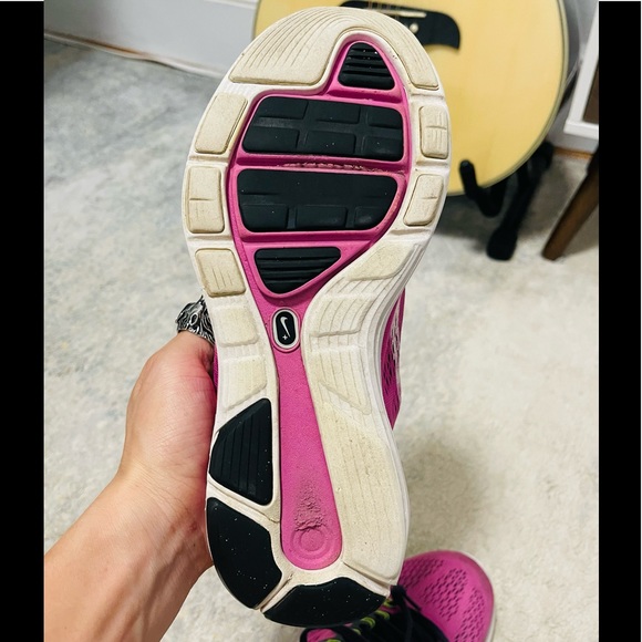 Used Women Size 7.5 Nike Luanrglide+5 Running Sneakers In Pink With White Swoops - Picture 11 of 12